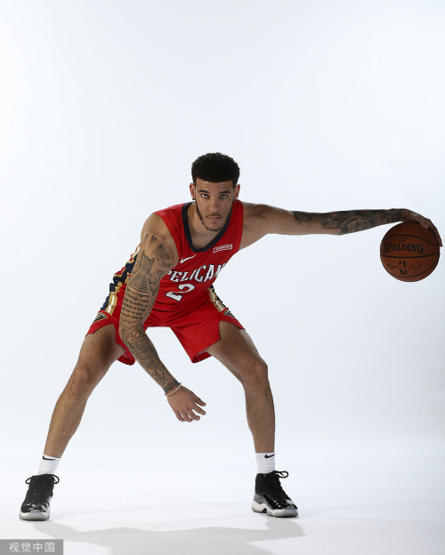 金州勇士vs新奥尔良鹈鹕库里独木难支