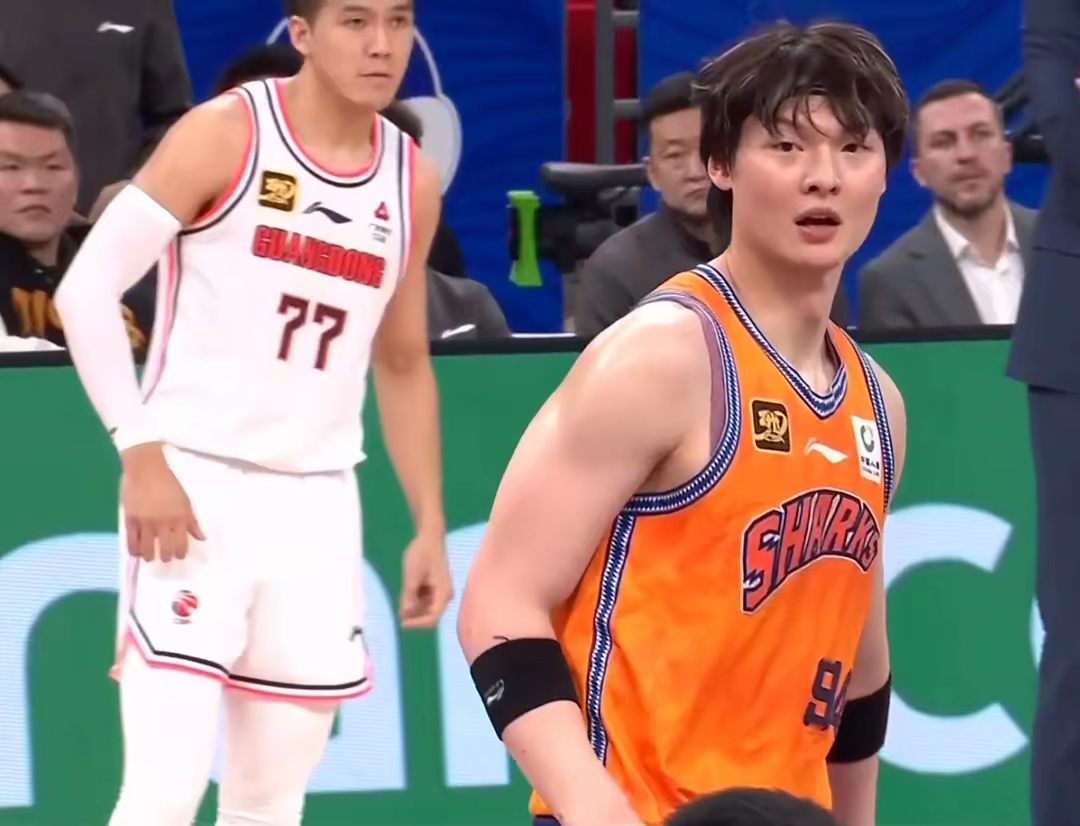 关于CBA常规赛赛程吃紧，犹他爵士窗口期状态回暖，态度坚定，心理建设被强调的信息